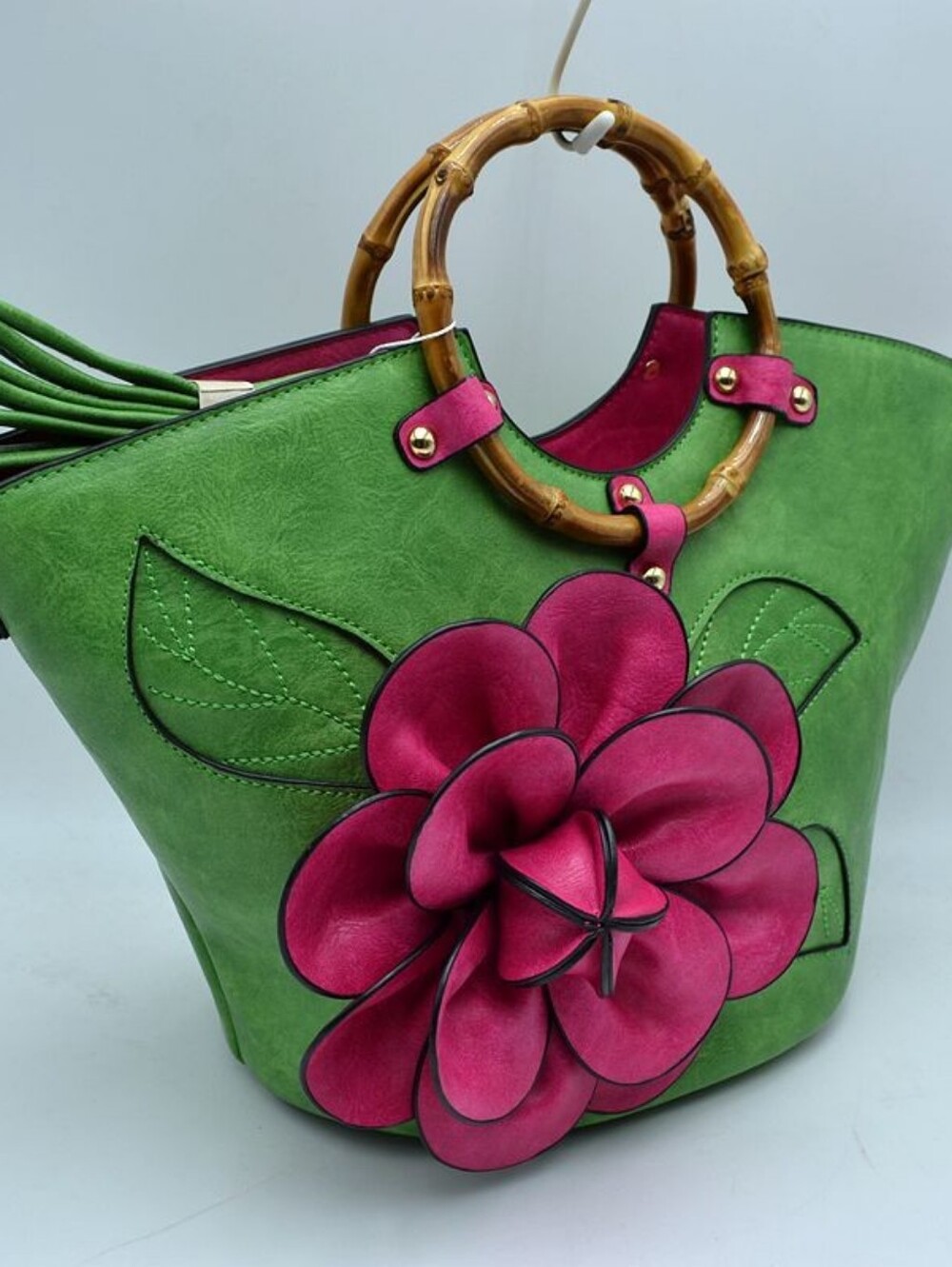 LAST CHANCE FOR THE FLOWER HANDBAG.